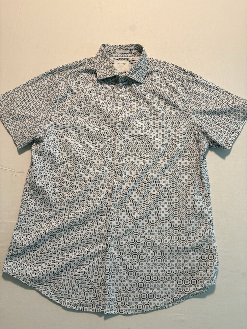 Cactus Man Ricky Singh Medium Button Up Short Sleeve Shirt Geometric Men’s
